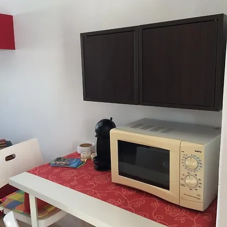 Duplex In The Center *